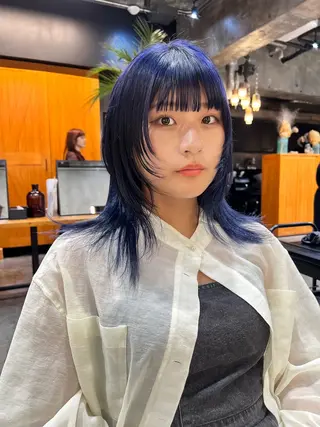 セミロング カラー haco＋所属・圧倒的デザイン力 店長🎨RENAのヘアスタイル