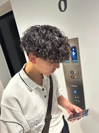 パーマ メンズ イケメン製造機 🔥上原沙羅🔥のヘアスタイル