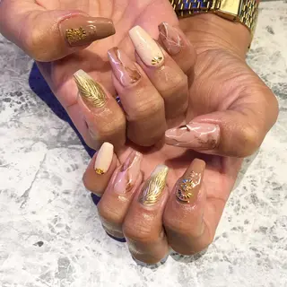 ネイル crestnail所属・小林 束紗のネイルデザイン