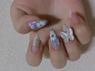 ネイル ネイル＆フラワーサロン〜Ri✦hiro〜鳥栖店所属・HIRATA RIEのネイルデザイン