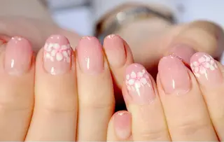 ネイル Ayumi nail＆eyelash所属・Ayuminail& eyelash.内藤のネイルデザイン