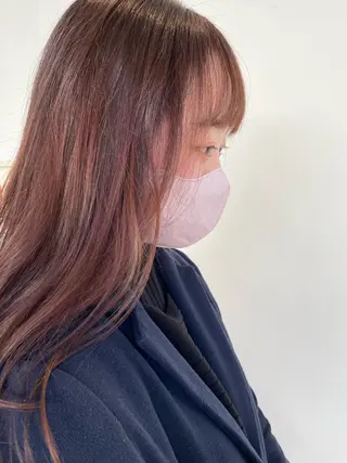 セミロング カラー 大賀 チサトのヘアスタイル