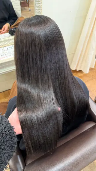 ロング 西村 美月のヘアスタイル