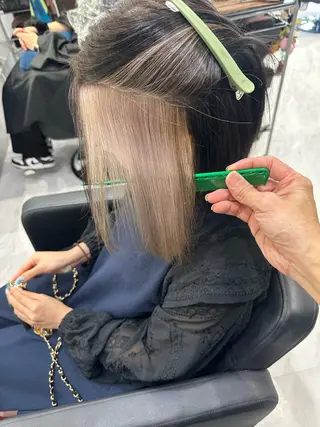 セミロング カラー 透明感/ブリーチ縮毛 /髪質改善/星野純一のヘアスタイル