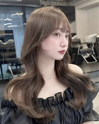ロング .⋆𝜗𝜚表参道︎ ︎︎✧Hiraraのヘアスタイル