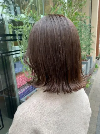 ミディアム カラー 【 ﾈｲﾘｽﾄ&ｱｲ ﾘｽﾄ】キヨカのネイルデザイン