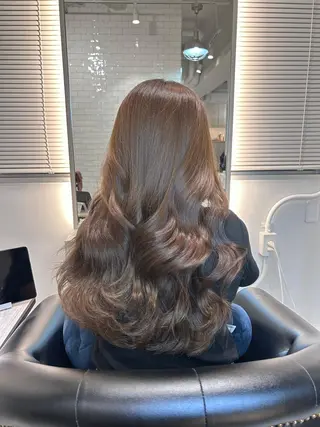 ロング カラー &chaLme   心斎橋所属・emi/髪質改善/ 韓国風/艶カラーのヘアスタイル