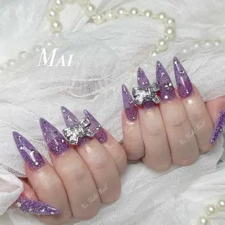 ネイル 🦋 Queenieのネイルデザイン