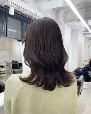 セミロング カラー 新宿/韓国ヘア/ 髪質改善ストレートのヘアスタイル