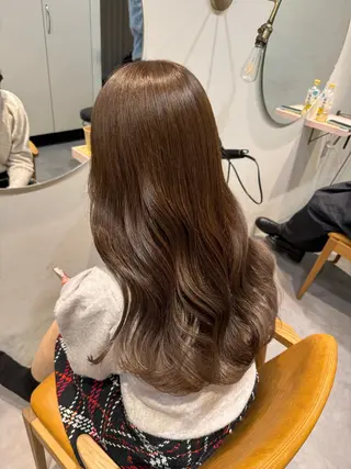 ロング カラー roka所属・ayaka♡ 柔らかカラーのヘアスタイル