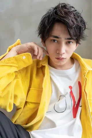 メンズ SNSで大バズり‼️ 欧米風ヘア大ヒット中のヘアスタイル