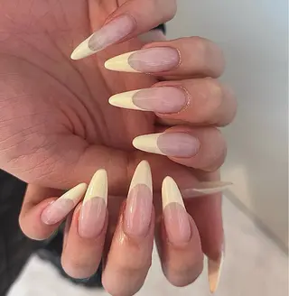 ネイル アユリ リリのネイルデザイン