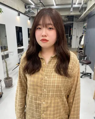 セミロング カラー カットモデル/ ハイトーン/ゆうあのヘアスタイル