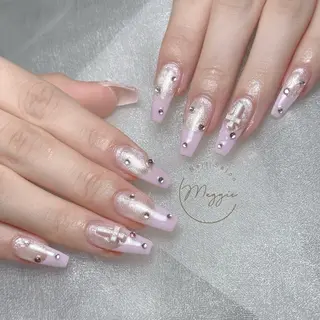 ネイル Maggie Nail🦩のネイルデザイン