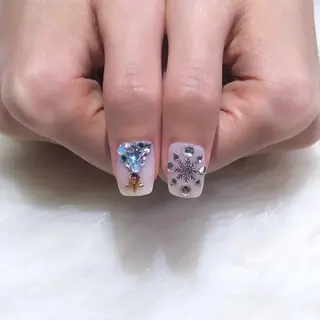 ネイル Nes.Nail所属・Miyagi Asamiのネイルデザイン