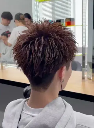 ショート メンズ フェザーパーマ 🪶⛓️安部侑希のヘアスタイル