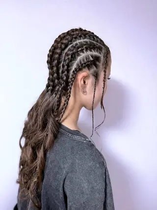 ロング カラー パーマ ヘアアレンジ イツキ🌕デザインカ ラー🥨髪質改善🫧のヘアスタイル