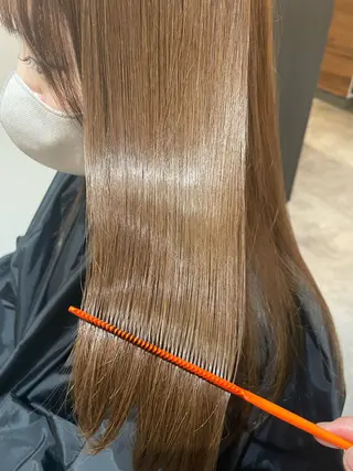 セミロング カラー N°　jillva 腰山 菜々美のヘアスタイル