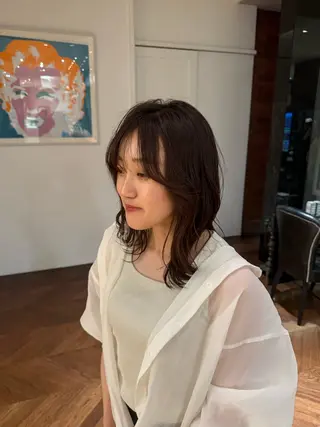 セミロング SARA山口caz カット/パーマのヘアスタイル