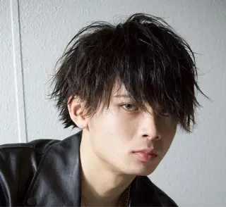 ショート メンズ reverd by valore所属・reverd 竹下 大輔 メンズパーマのヘアスタイル