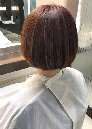 ショート カラー 二宮 早智子のヘアスタイル