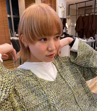 ショート カラー レイヤーカット /透明感/千葉怜寿のヘアスタイル