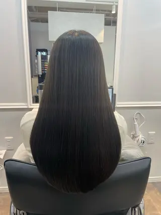 ロング ナカムラ イヅミのヘアスタイル