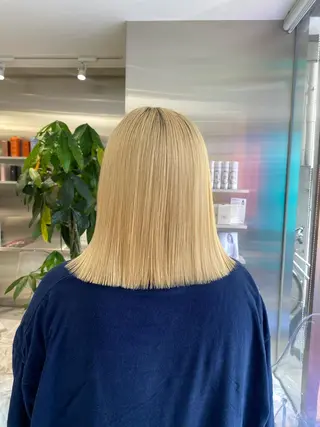 ミディアム クルミ/ 💕ワンホンネイルのネイルデザイン