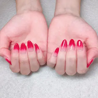 ネイル THECOLORS所属・近貞 莉奈のネイルデザイン