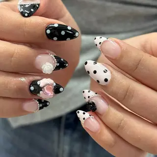 ミディアム mark 🤍Yuki🤍のネイルデザイン