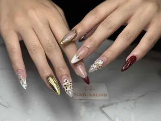 ネイル 💕鈴木ユリ パラジェル/オフ無料のネイルデザイン