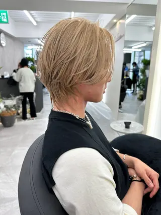 ショート カラー 似合わせスタイル 岡田勇哉のヘアスタイル