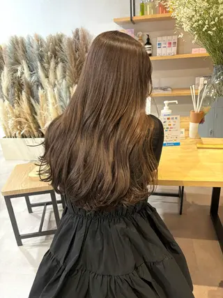 ロング 韓国/透明感 Veluaのヘアスタイル