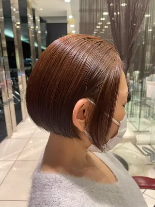 ショート 圧倒的美髪ストレート ツダケイタロウのヘアスタイル