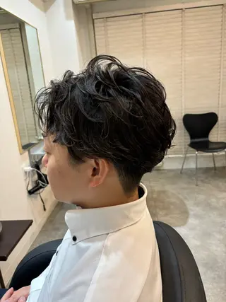 ショート パーマ メンズ 髪質改善 安田萌吾のヘアスタイル