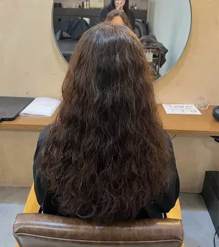 ロング パーマ mit新宿所属・mit bytree MISAKI🎀のヘアスタイル