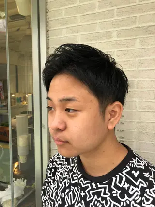 メンズ 西山 恵太郎のヘアスタイル