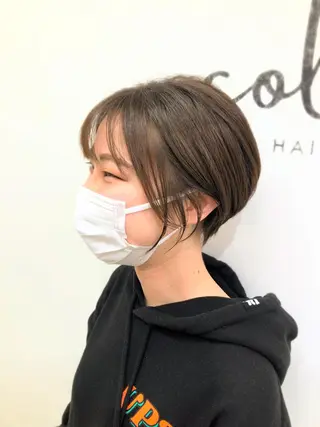 ショート カラー 植松 茜のヘアスタイル