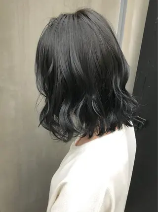 ミディアム カラー 赤み消し韓国ヘア レイヤー縮毛🤍渡邉のヘアスタイル