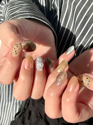 ミディアム m kaori𓃟のネイルデザイン