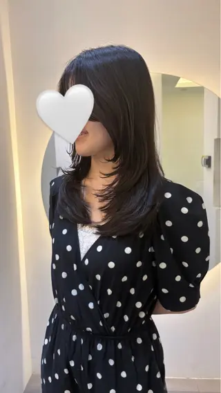 ロング nok所属・レイヤー/ベージュ/ どますず🌺のヘアスタイル