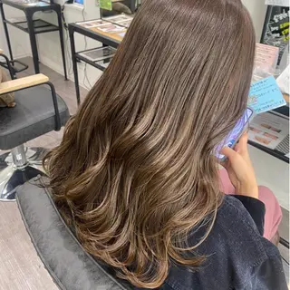 セミロング 片平 帆香のヘアスタイル