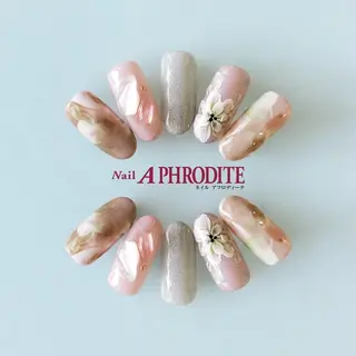 ネイル Nail  Aphroditeのネイルデザイン