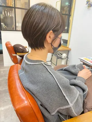 ショート ショート、ボブ シマダマサトのヘアスタイル