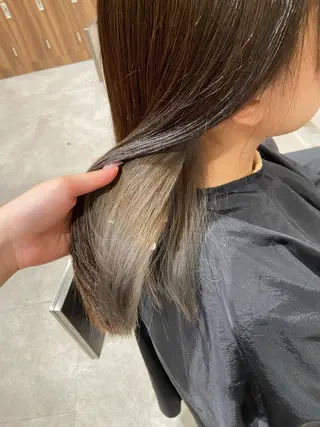 セミロング 山田 悠朱里のヘアスタイル