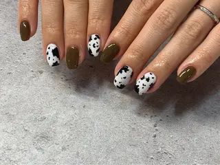 ネイル THECOLORS所属・近貞 莉奈のネイルデザイン