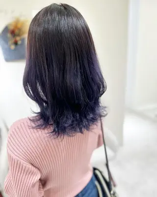 セミロング カラー 荒木 ひろかのヘアスタイル