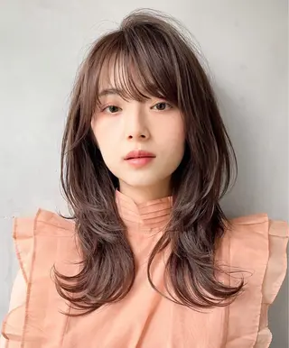 ミディアム カラー lyann表参道所属・足立 光のヘアスタイル