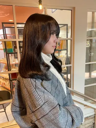 ロング カラー 佐藤 永夏のヘアスタイル