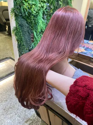 ロング カラー 岩崎 れいかのヘアスタイル
